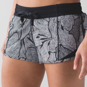 Lululemon Hotty Hot Shorts